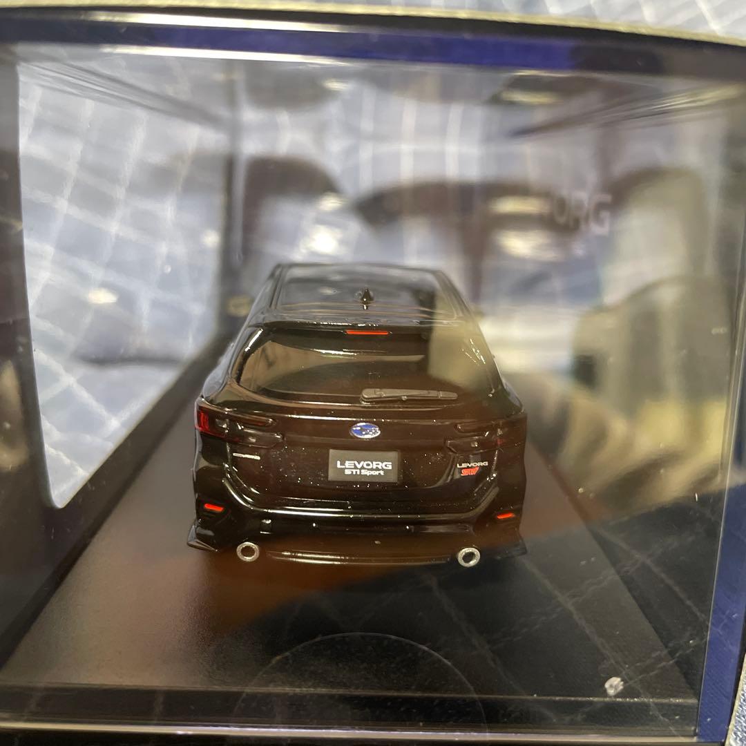 ディーラー特注　スバルレヴォーグ　1／43スケール　ミニカー　SUBARU