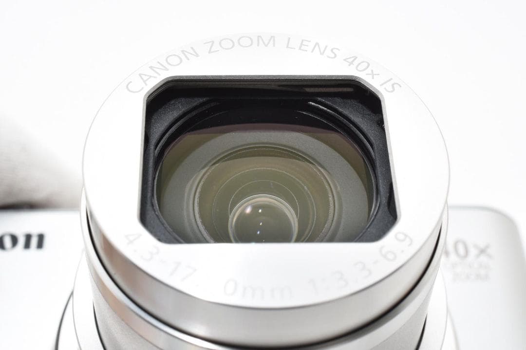 【新品級】 キヤノン CANON SX740 コンパクトデジタル シルバーカメラ