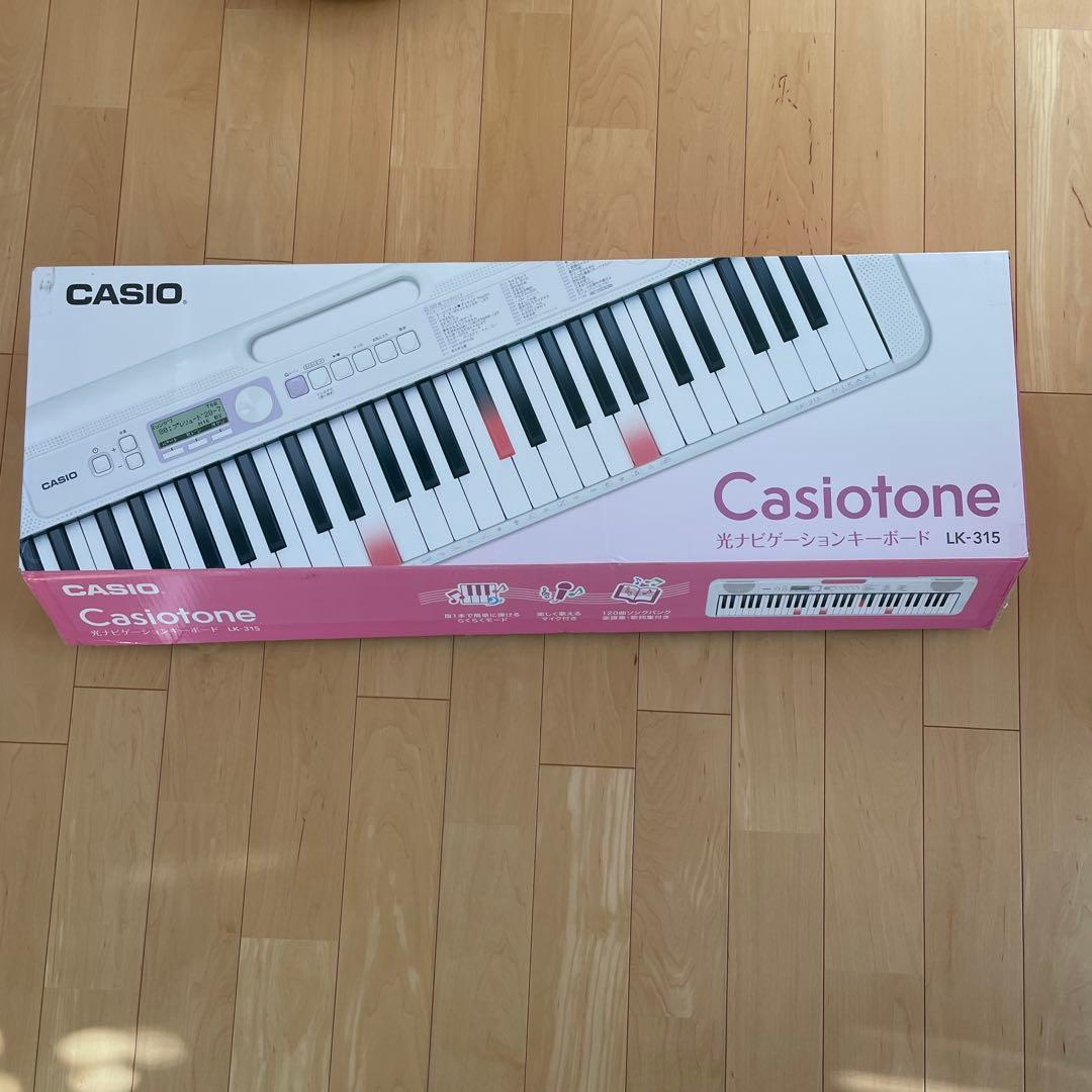 CASIOカシオ　LK-315 光ナビゲーションキーボード