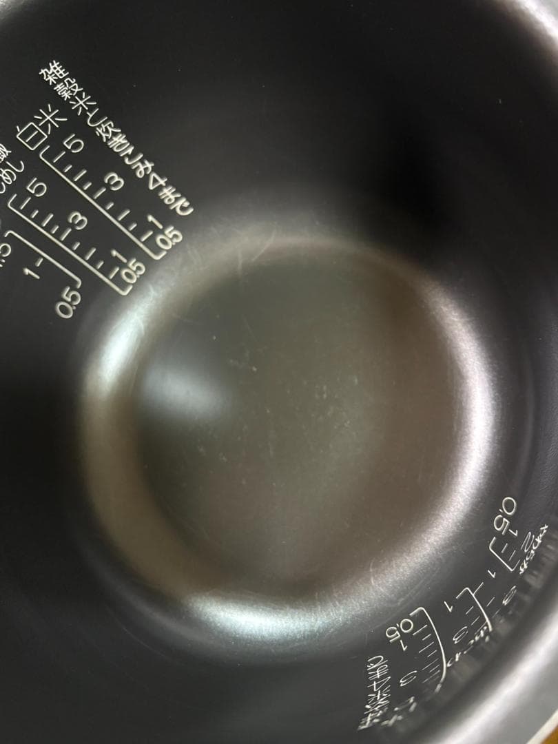 【2020年製】象印　圧力　炊飯器　NP-ZG10　【完動品】