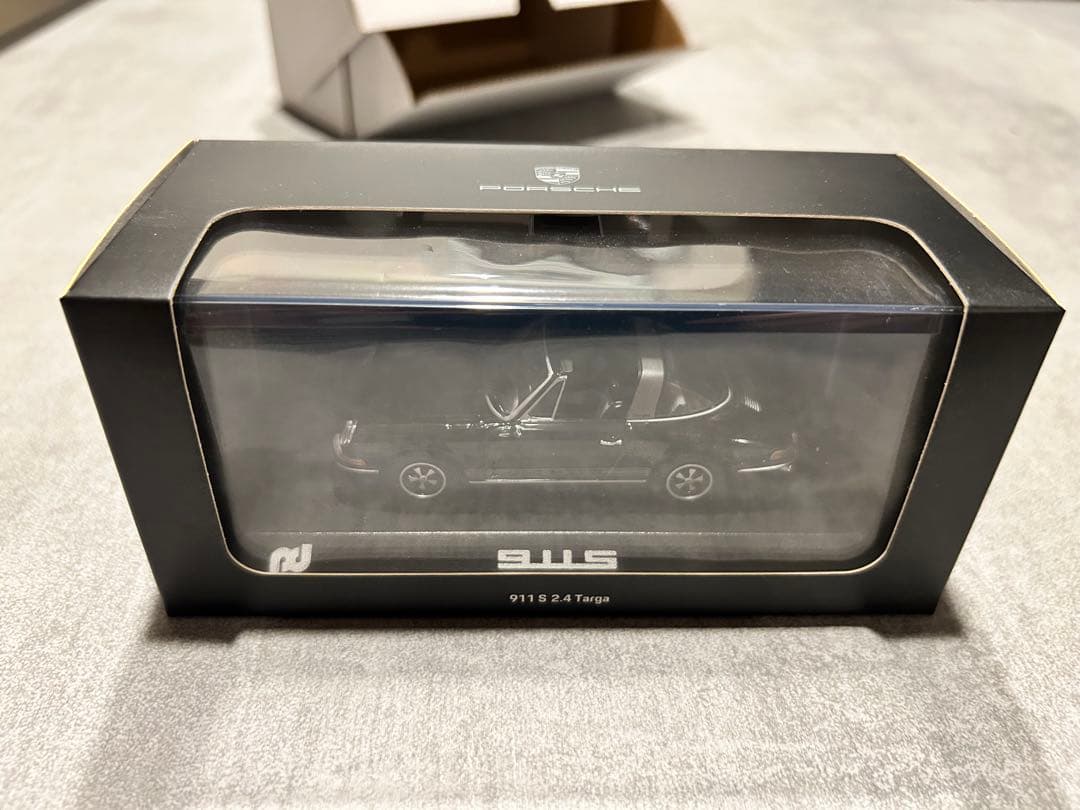 1/43 ミニチャンプス　ポルシェ911S タルガ 1972 50周年限定モデル