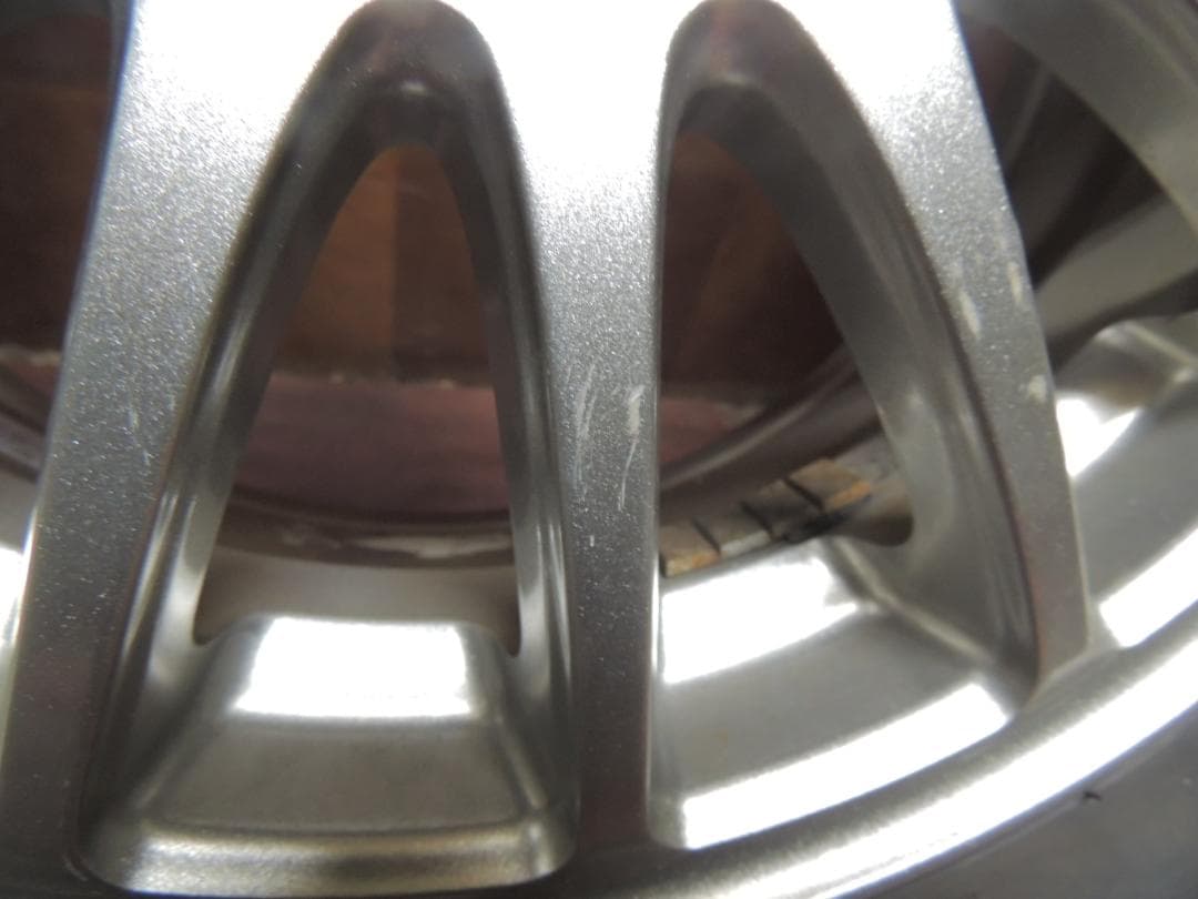 T653　195/65R15　ブリヂストン　スタッドレス　4本　サイドに小傷有り