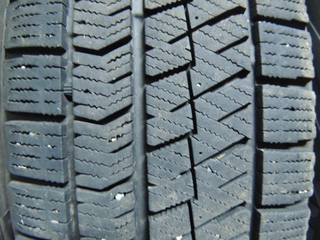 T653　195/65R15　ブリヂストン　スタッドレス　4本　サイドに小傷有り