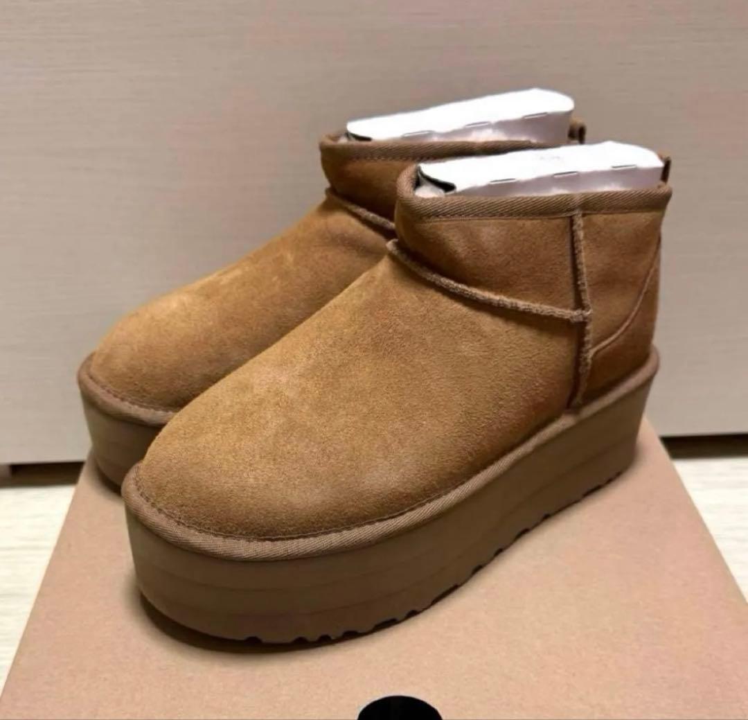 【新品未使用】UGG クラシック ウルトラ ミニ プラットフォーム24cm