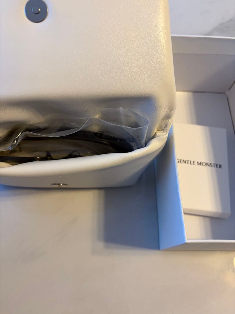 GENTLE MONSTER スクエアサングラス LILIT 茶色