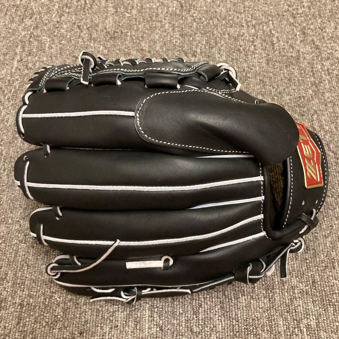 ゼット　野球　硬式　投手用　右投げ　ブラック