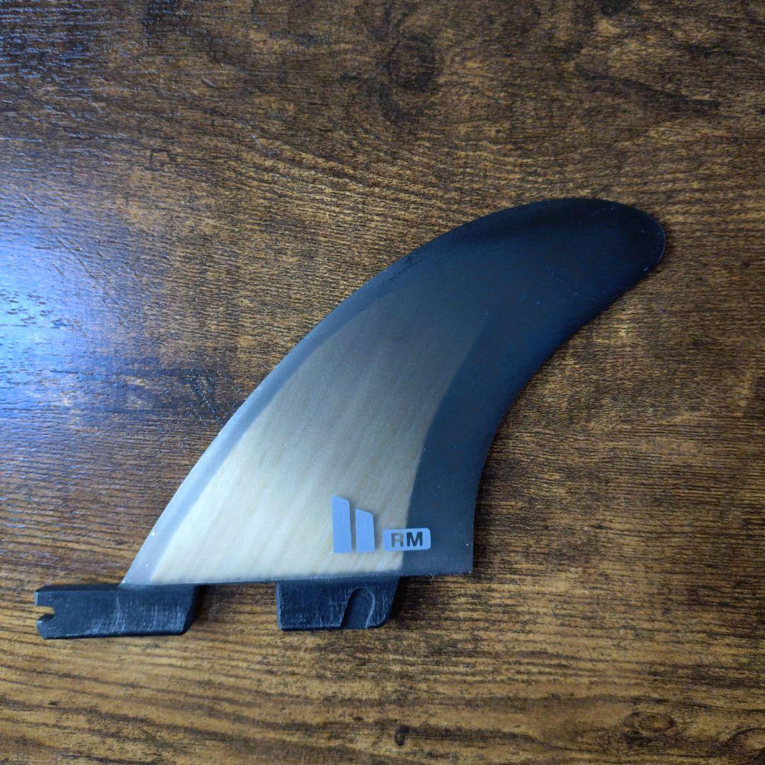 FCS II サーフボードフィン RMロブ・マチャド　2＋1 3枚セット