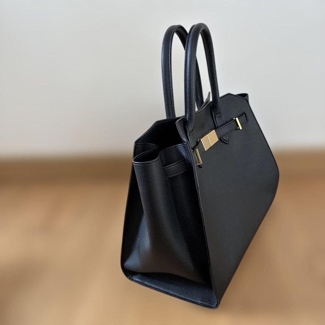 【未使用品】Mila Owenミラオーウェン ベルト付きラージハンドバッグ　黒