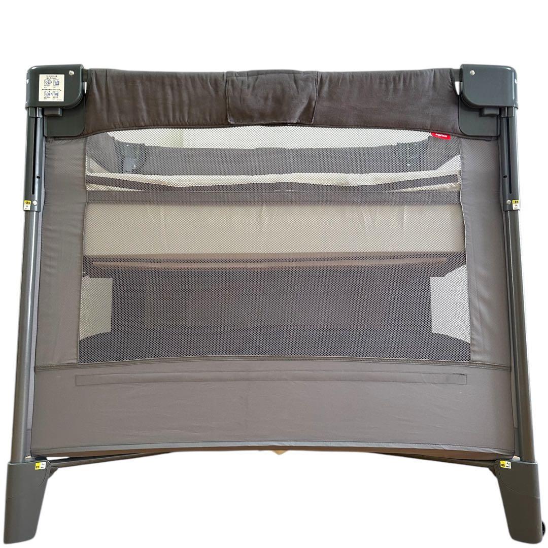 美品　アップリカ　ココネル　エアー　プラス　ベビーベッド　ベビーサークル