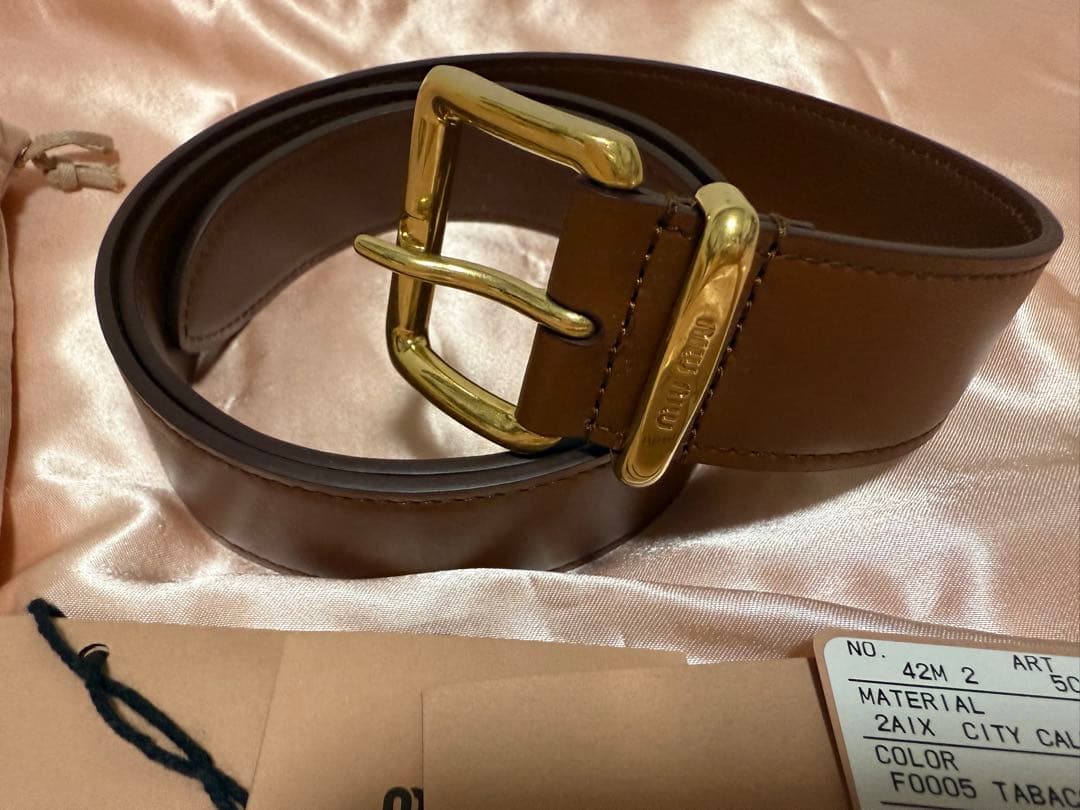 miu miu 牛革 ベルト 5CC536_2AlX_F0005