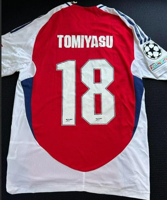 アーセナル　冨安 健洋　オーセンティック ホーム CL（M）2024-25