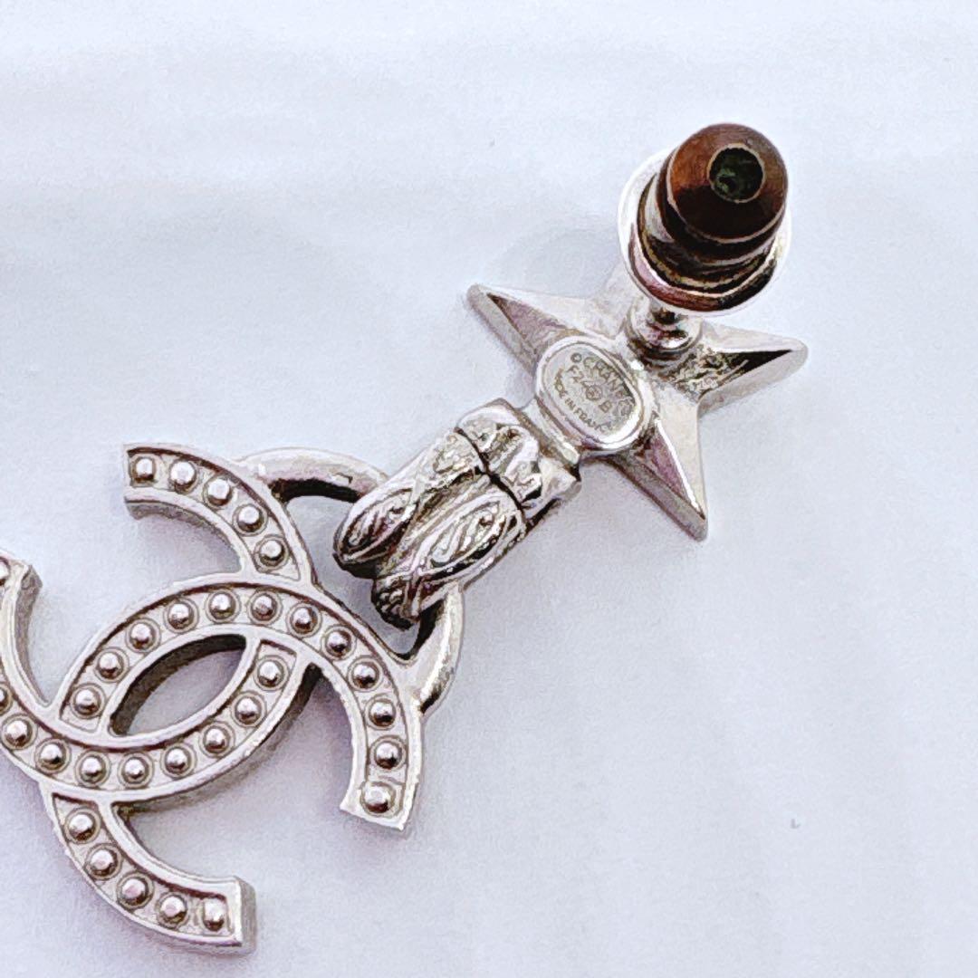 CHANEL 星 CCロゴ ピアス(片耳用)