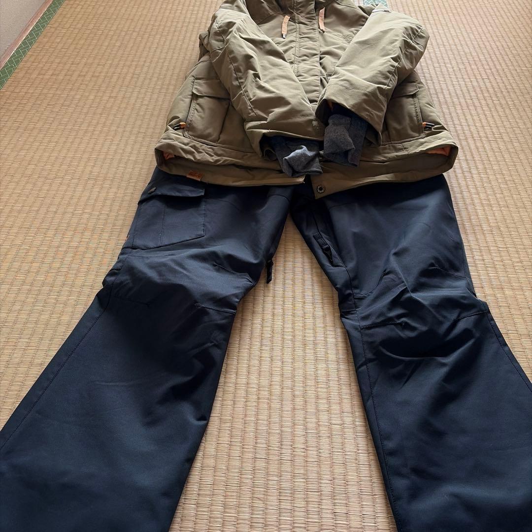 ROXYスノーボードウェア上下セット