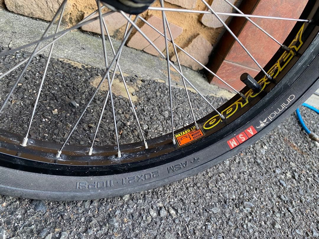 ブラック BMX 20インチ