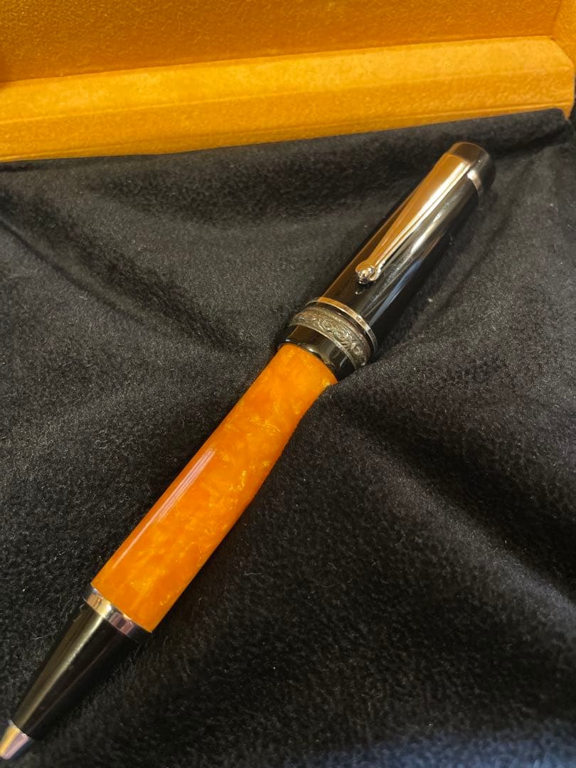 レア⭐️DELTA Dolcevita Medium ボールペン 本体