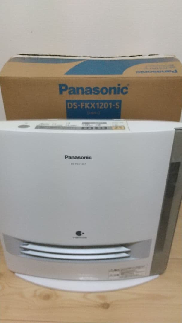 未使用 Panasonic セラミックファンヒーター 外箱古し説明書なし