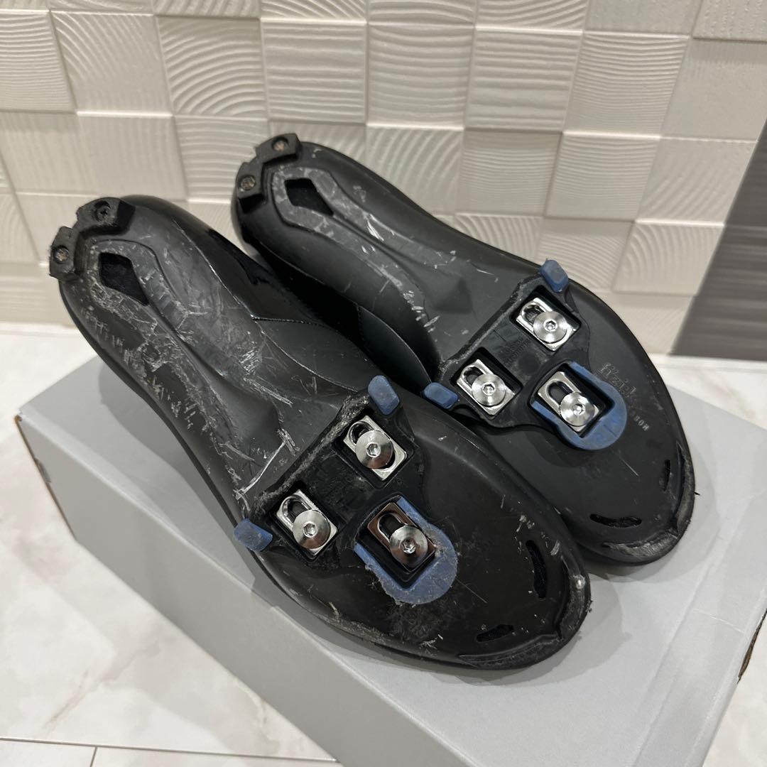 fizik r3b aria 42サイズ　27.0cm