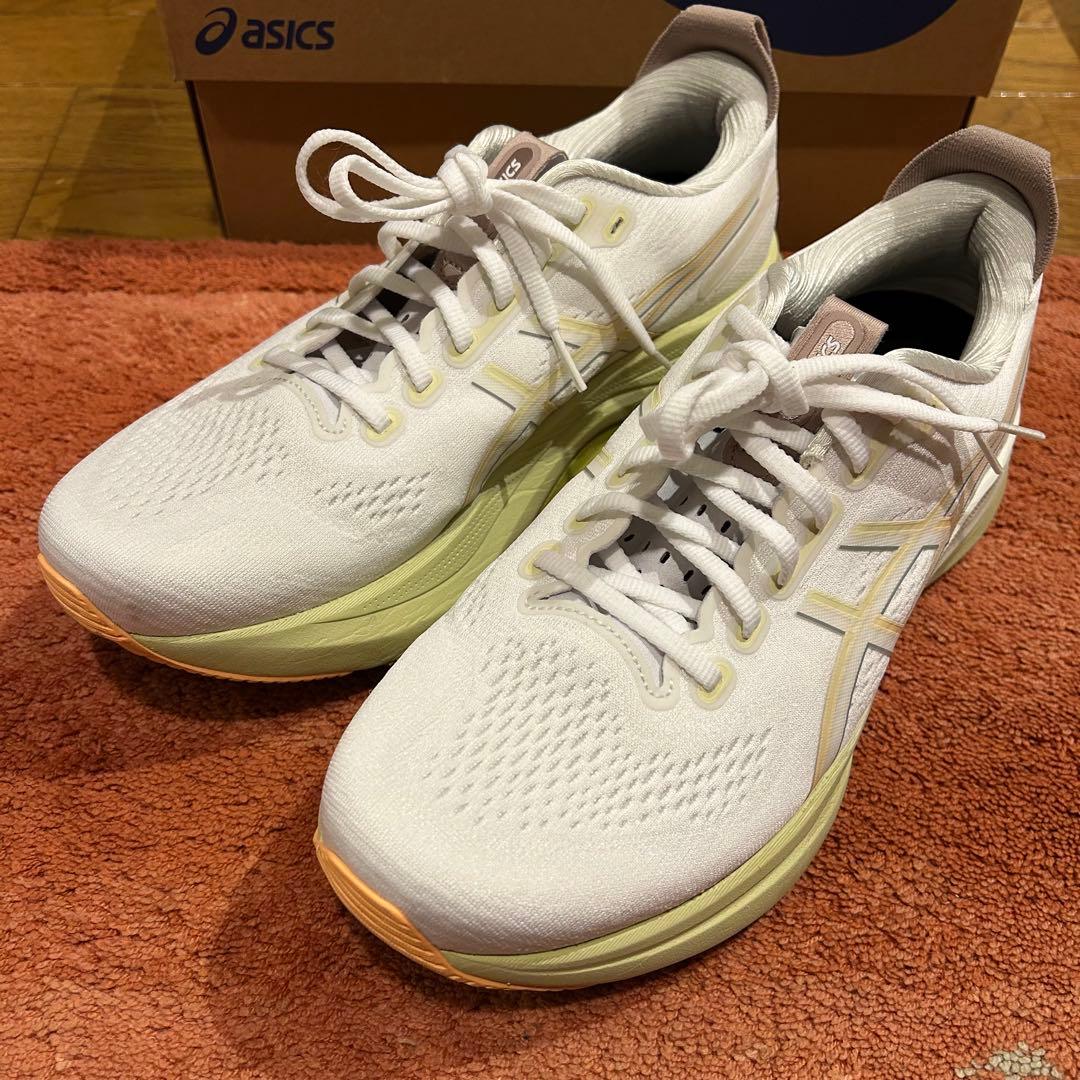 美品 アシックス ゲルカヤノ32 サイズ26.5㎝