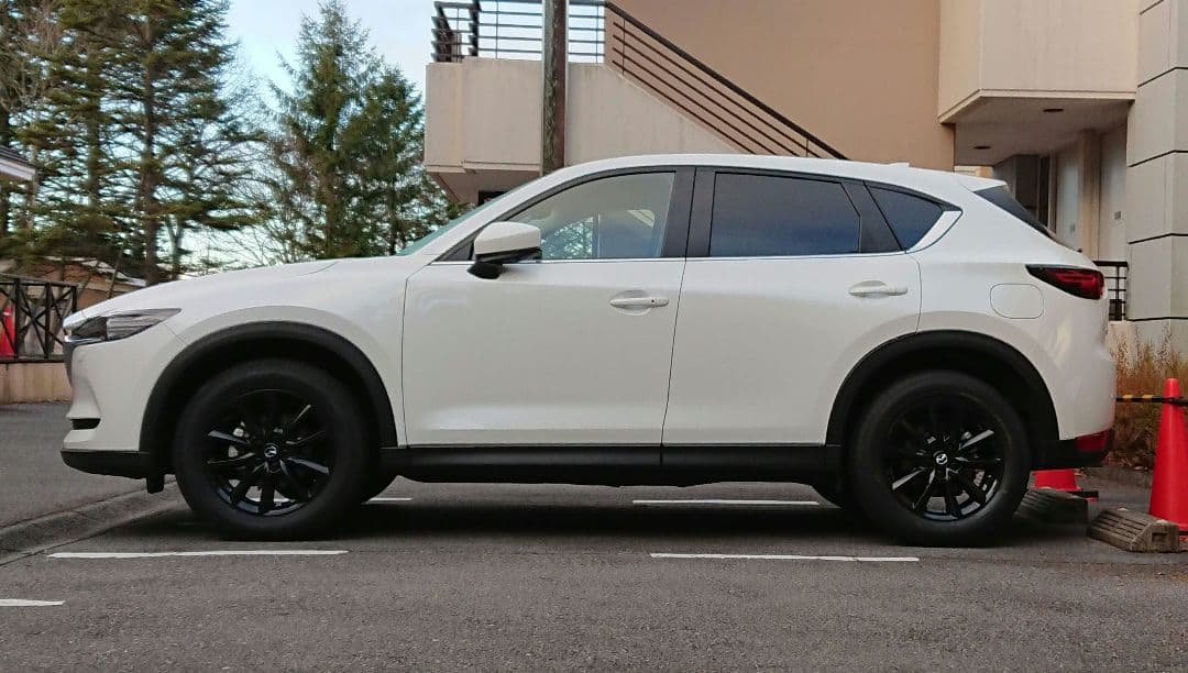 MAZDA3 純正18インチ 235/60R18 タイヤホイールセット