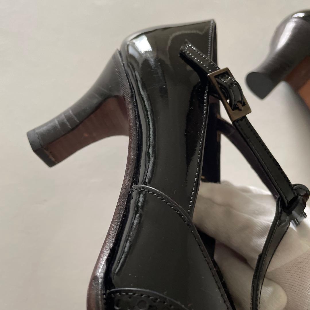 黒エナメル　革靴　CARMINA 23cm ヒール有り