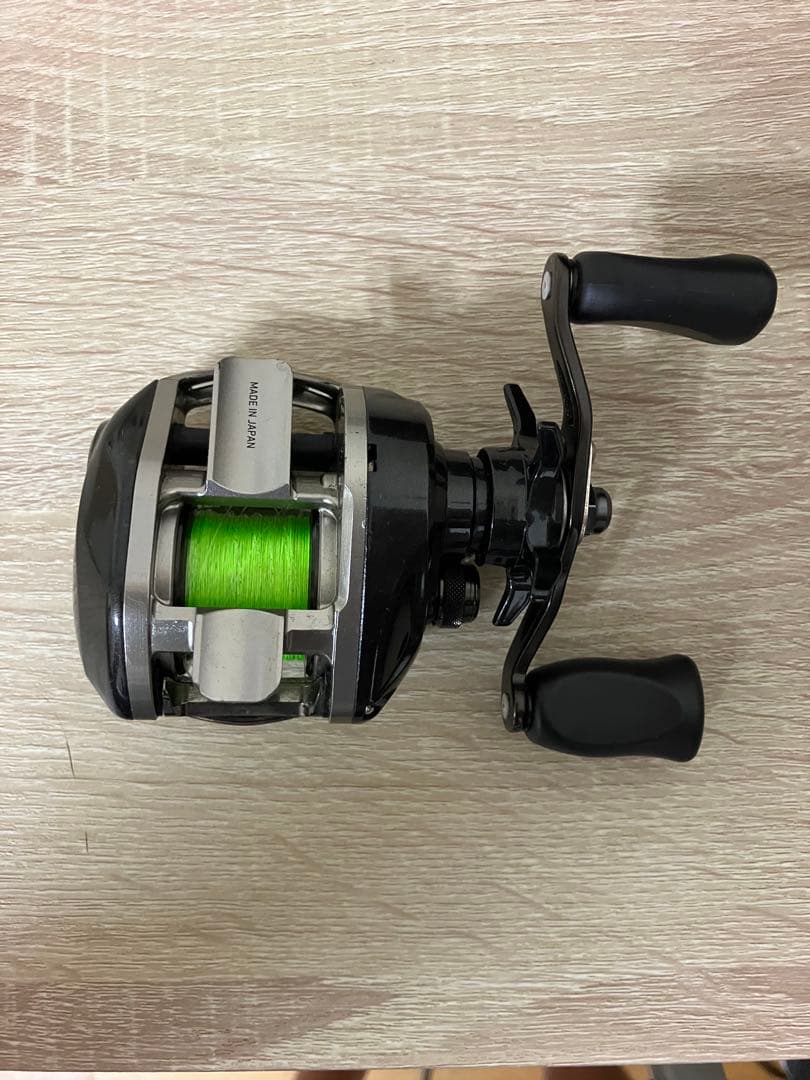 ALPHAS SV 105L ベイトリール(PE1号)