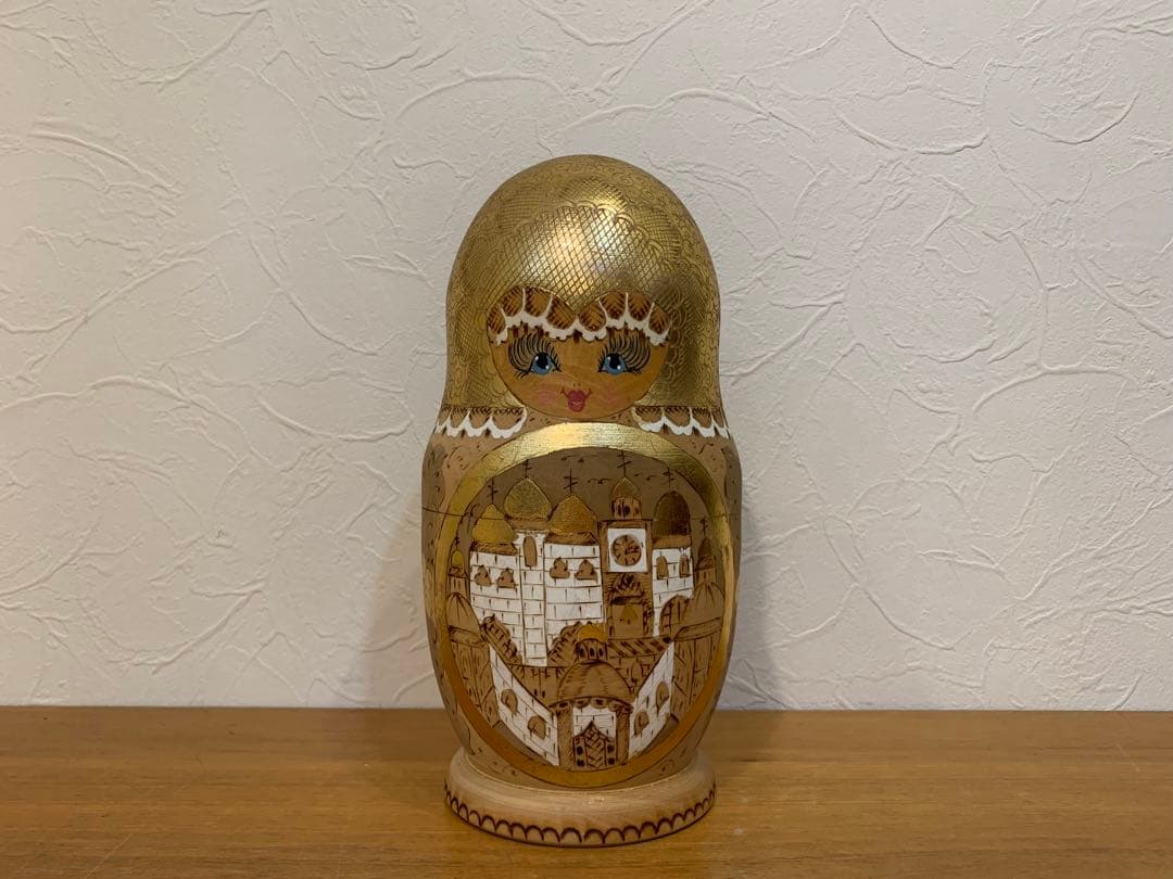k0817-03★マトリョーシカ 金色彩色 工芸品 ロシア