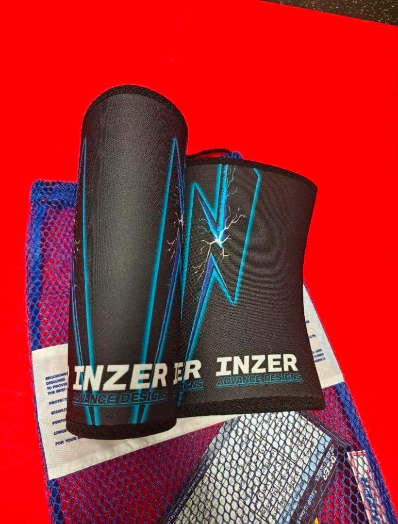 スクワット+20kg インザー エルゴプロ ニースリーブ サンダーボルト 膝保護