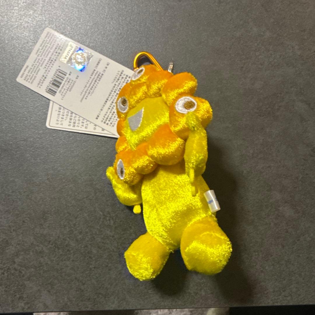 金色ミャクミャクキーホルダー レア物