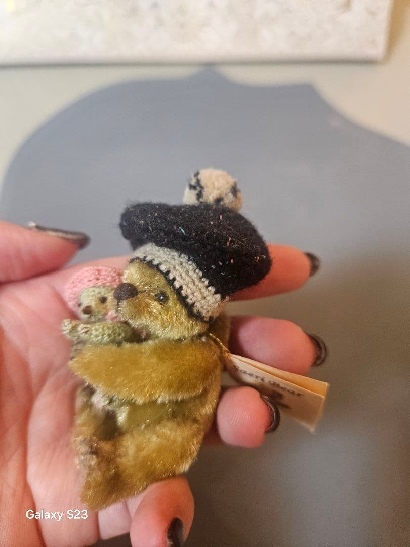 小町さえりさん作、ミニチュアテディベア