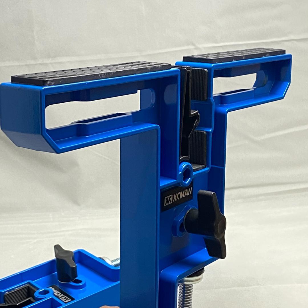 スノーボード、スキー用バイス （金属製スノボバイス）