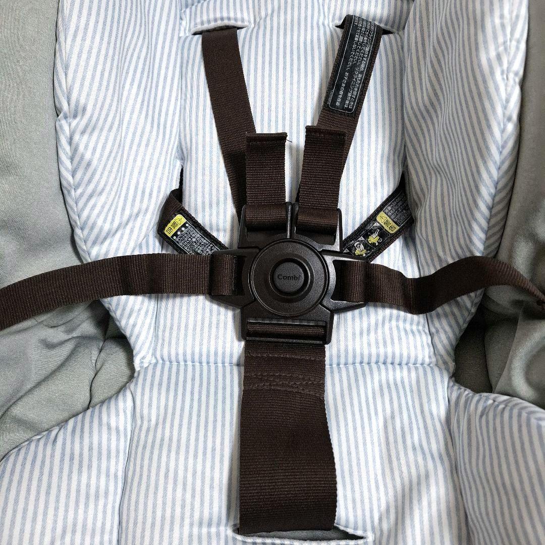 【未使用級美品】コンビ ネムリラ 4キャス 手動 ハイローチェア