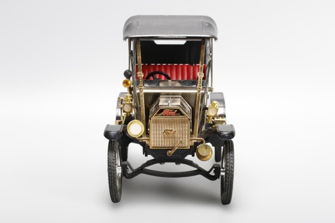ヴィンテージ Ford T型 モデルカー 金属製モデル クラシックカー