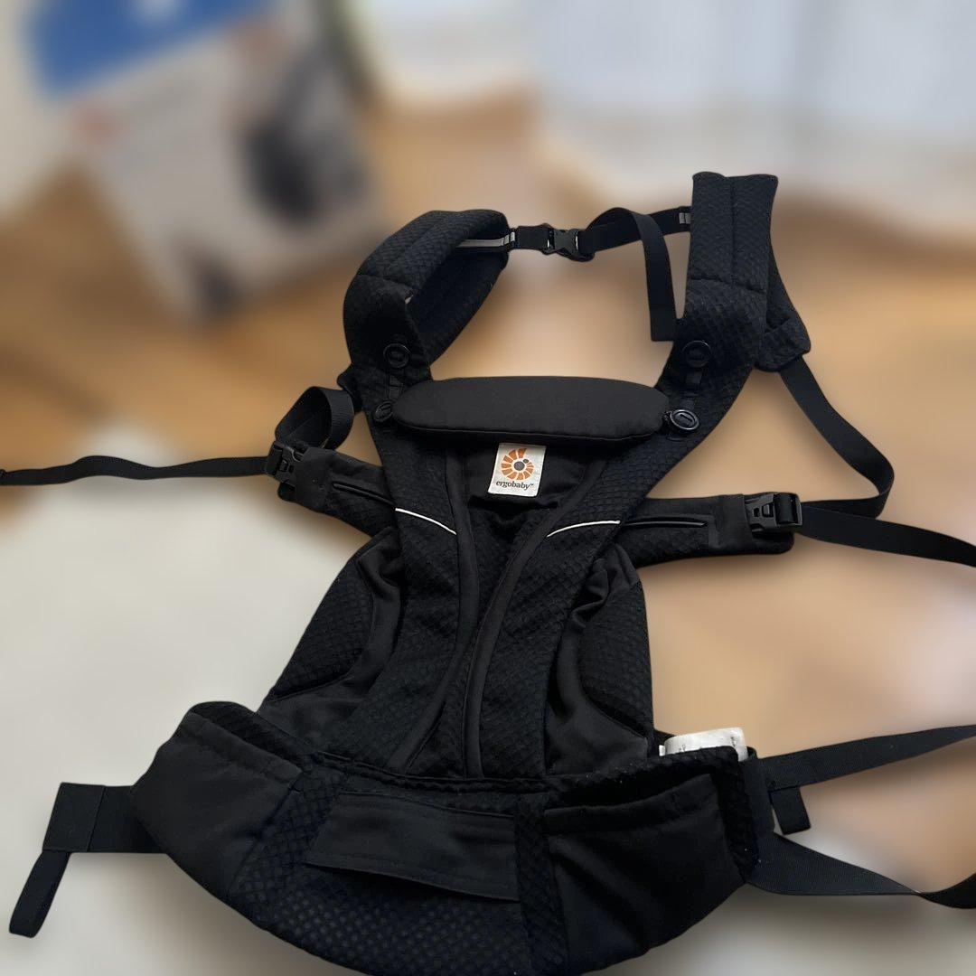 ergobaby 黒メッシュ抱っこ紐