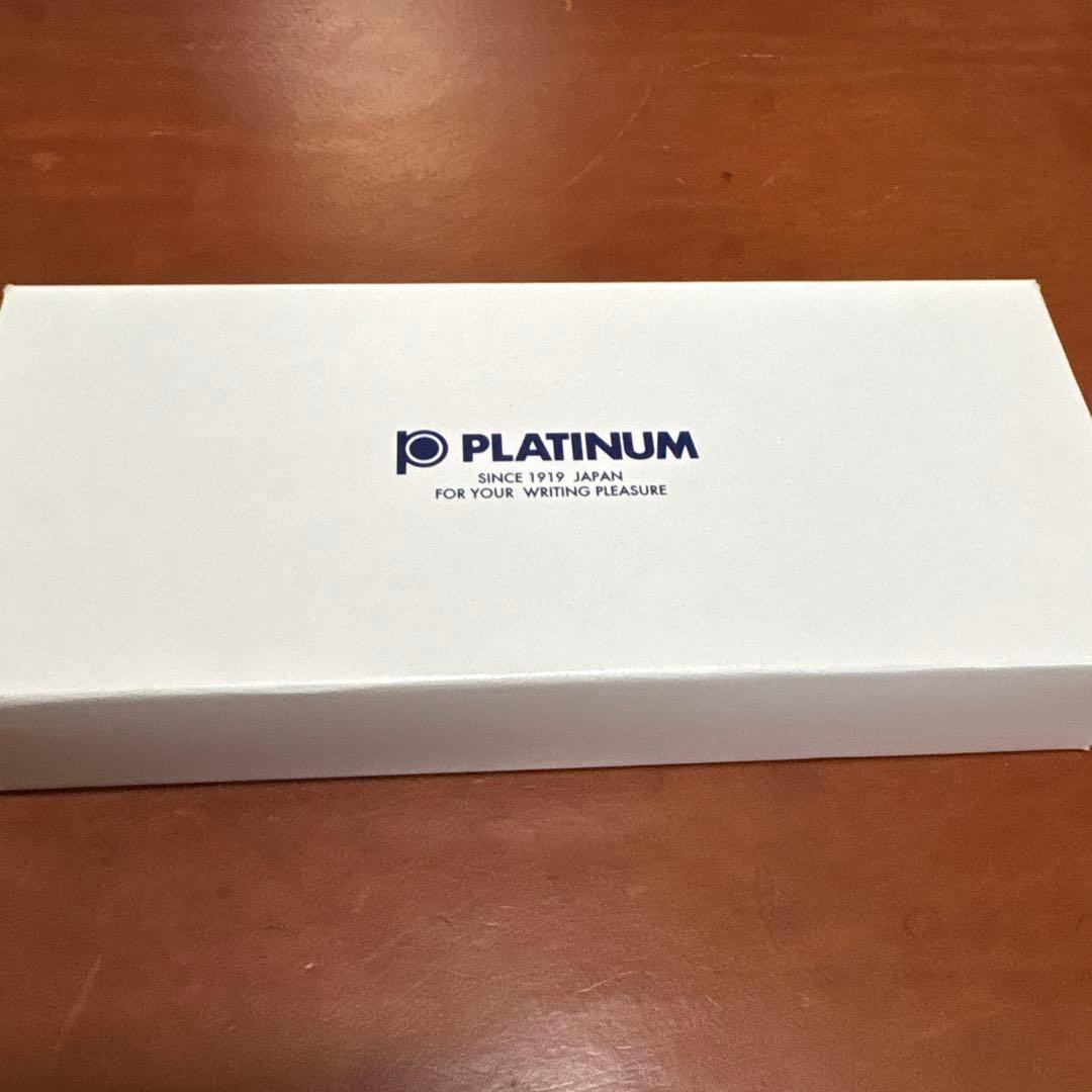 美品　プラチナセンチュリー3776ブラック　イン　ブラック14k SFニブ