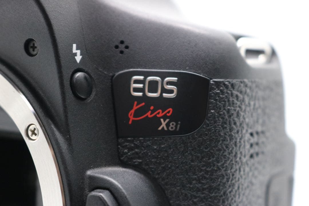 【Canon EOS Kiss X8i ダブルレンズセット】 Wi-Fi搭載