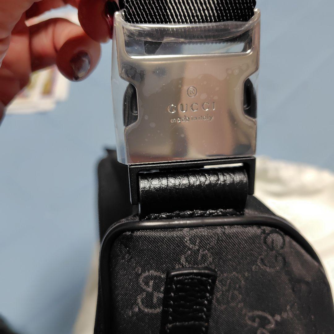 ちびGUCCI新品ボディバッグ