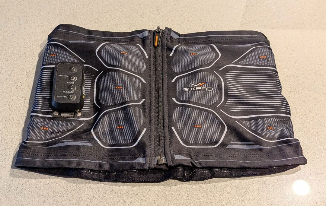 美品★ SIXPAD パワースーツコアベルト M コントローラ付き