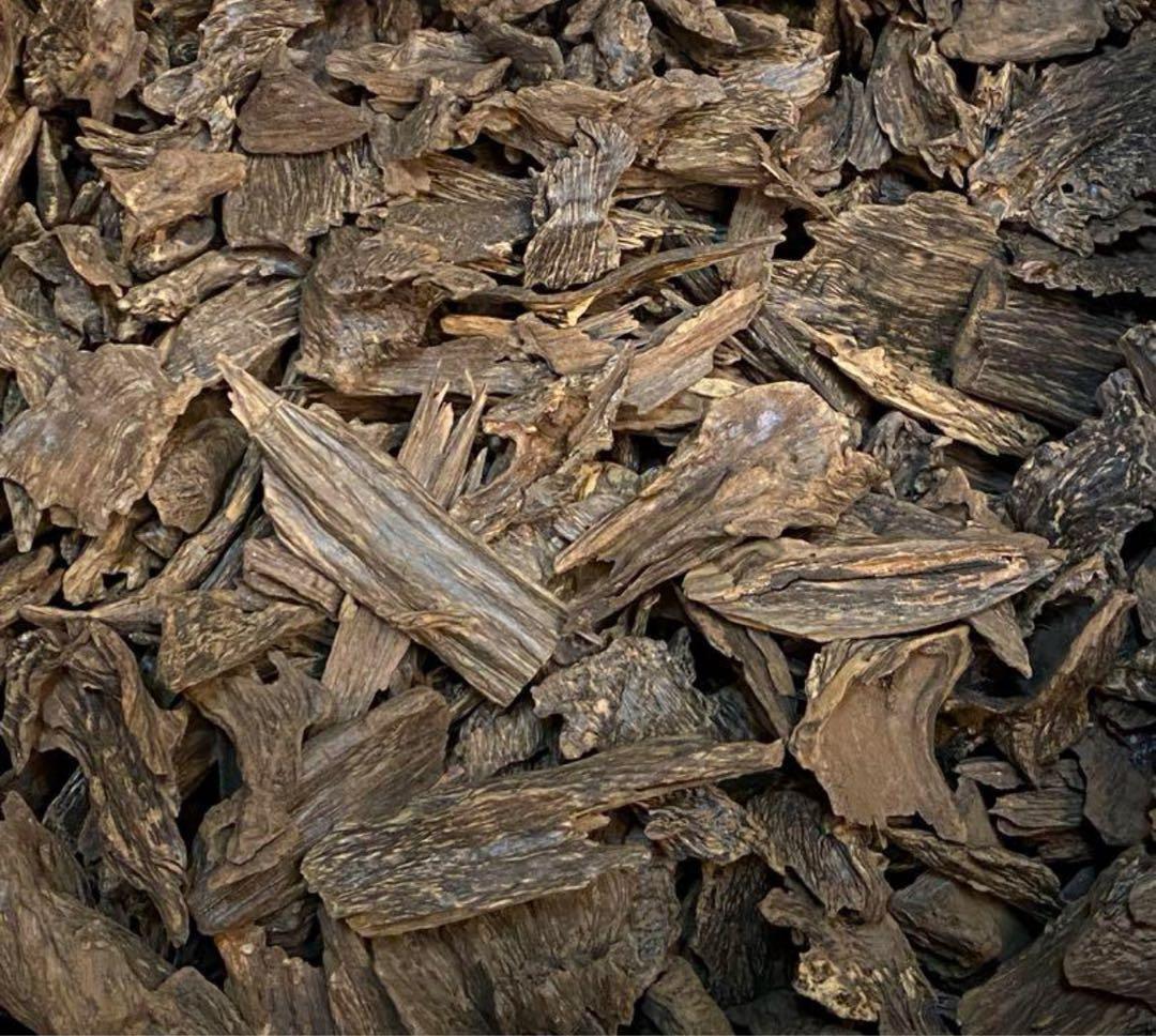 カリマンタン島産 2kg 【#香料樹木材 #沈香樹 #伽羅】 価格相談可