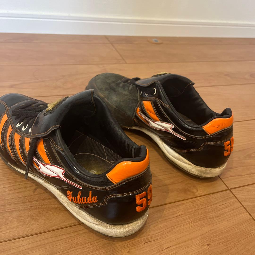 プロ野球選手　実使用スパイク　巨人　59番　福田聡志