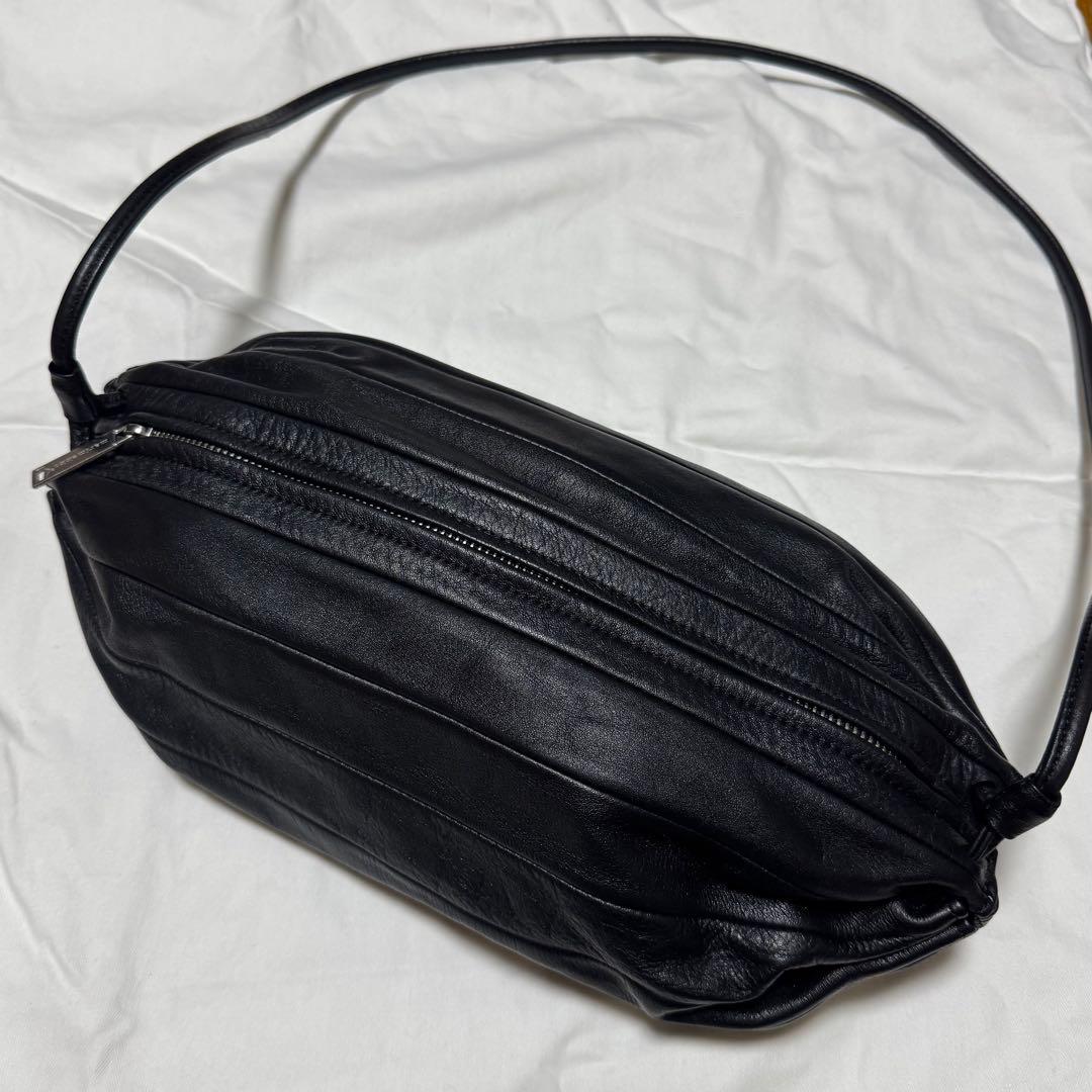 marimekko karla ブラック ショルダーバッグ