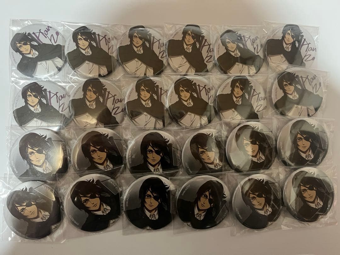 進撃の巨人 ベースヤードトーキョー ハンジ 缶バッジ