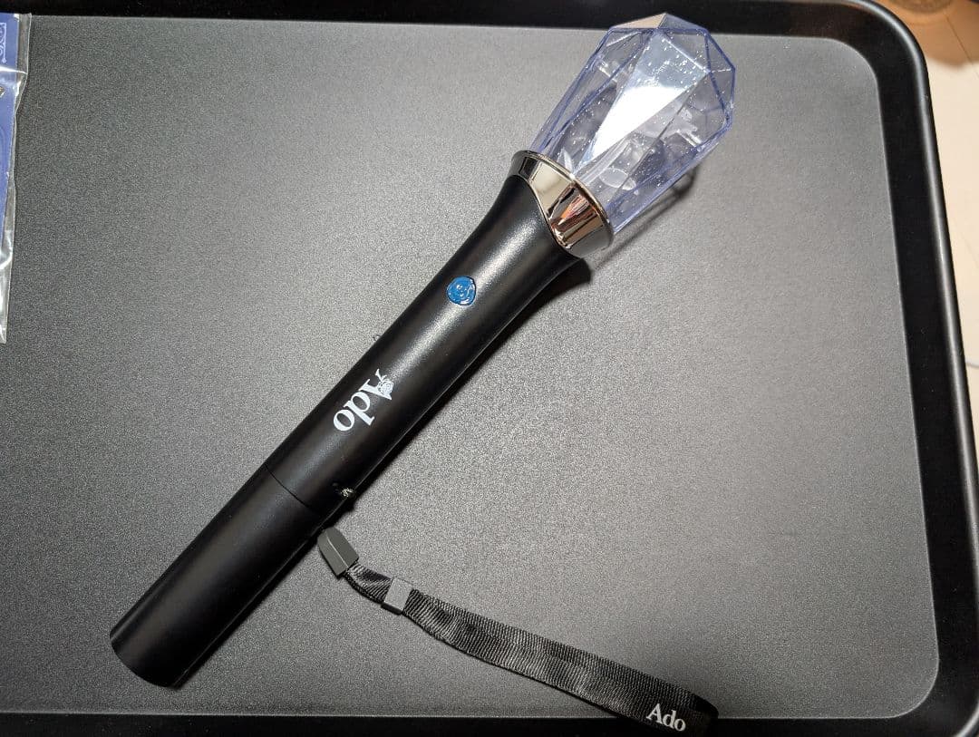 Ado よだか SS席特典ブローチ＆公式ペンライト セット