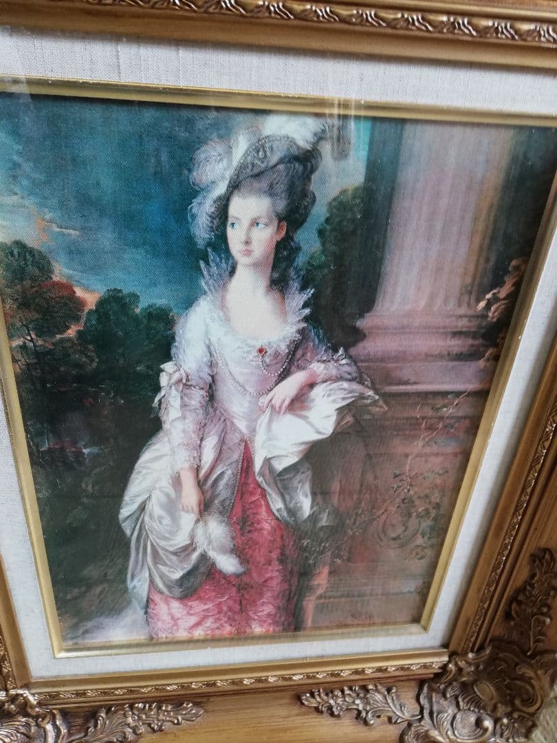 絵画　どれでも1点8000円で、お譲り致します。