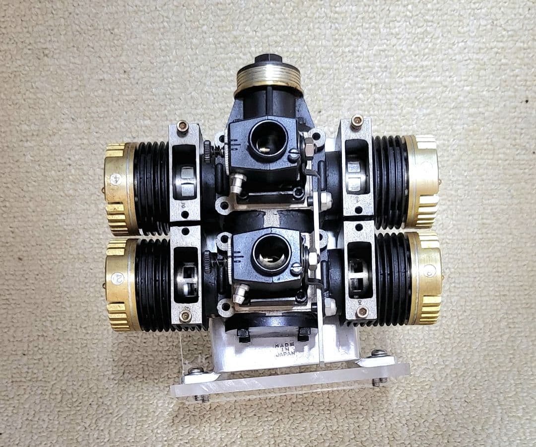 ラジコン ROSS 120 2サイクル4気筒エンジン