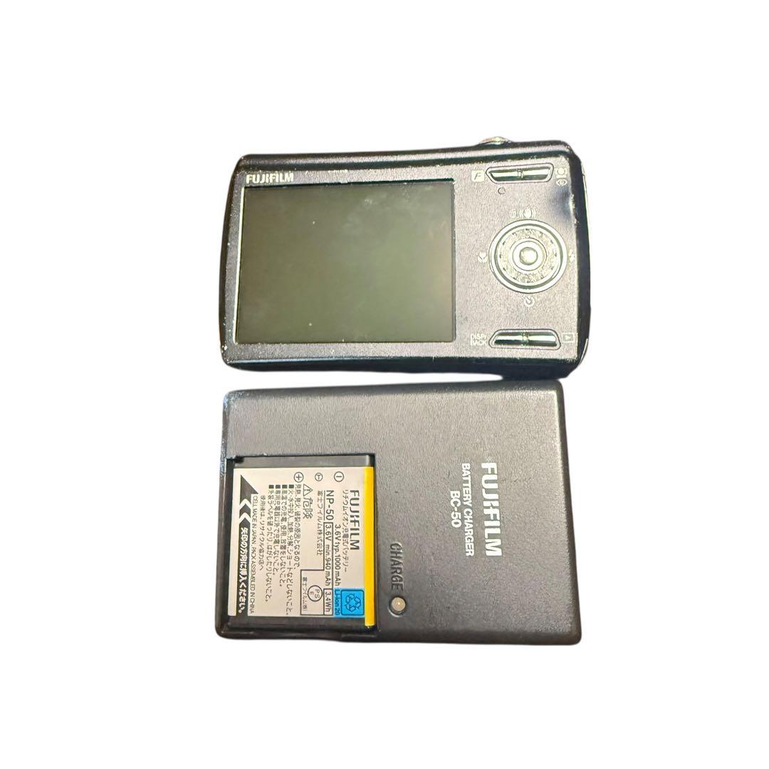 ★FUJIFILM 富士フイルム FinePix F100fdデジタルカメラ