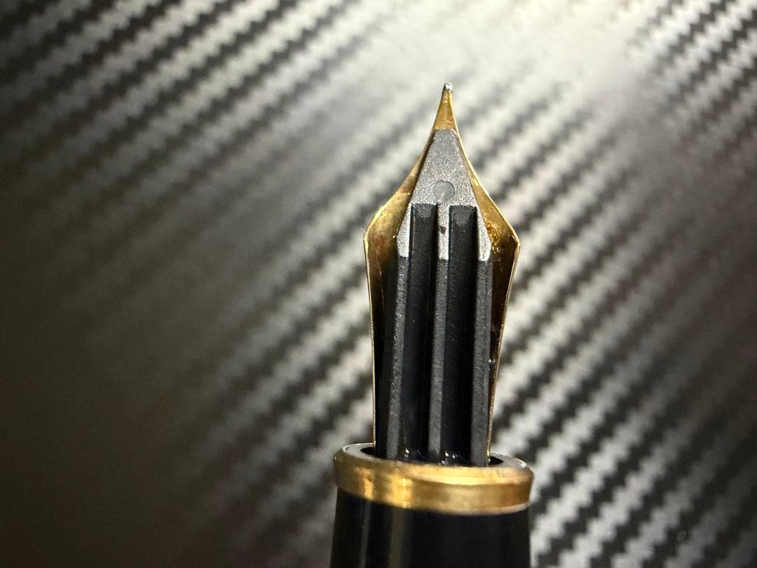 未使用に近い モンブラン 144 ブラック 全金 EF 極細字 万年筆