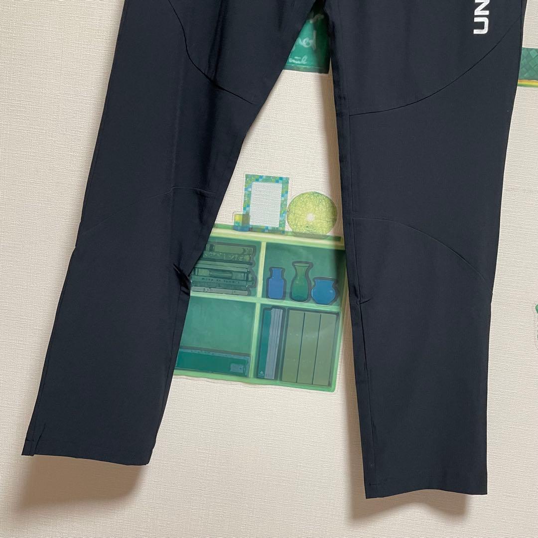 新品　アンダーアーマー ゴルフ　ロゴ&マーク入りストレッチウーブンパンツXL・黒