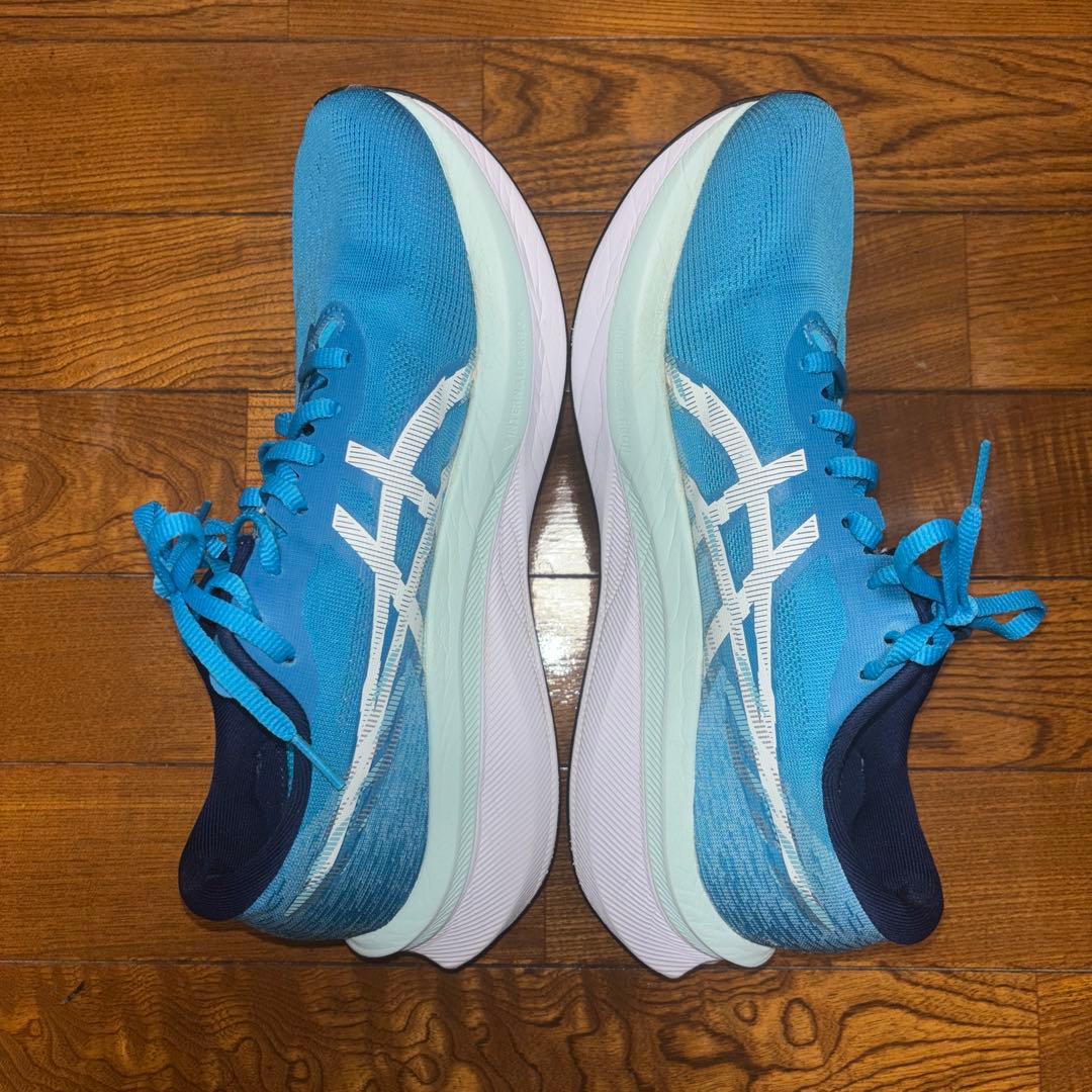 アシックス　マジックスピード4 27.0cm