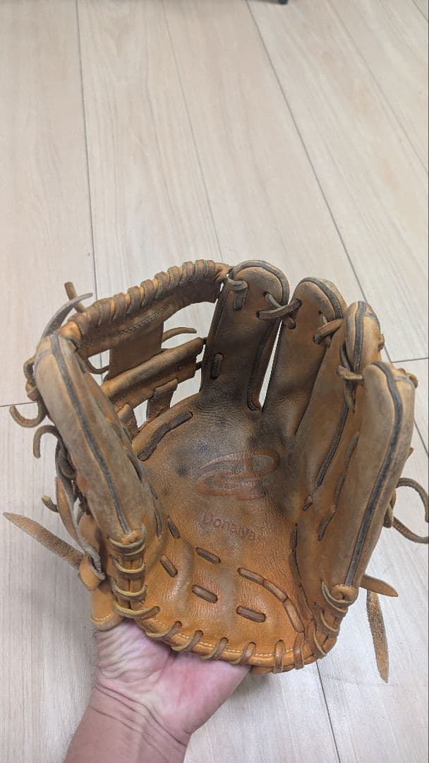 ドナイヤ軟式レザーグローブ 茶色