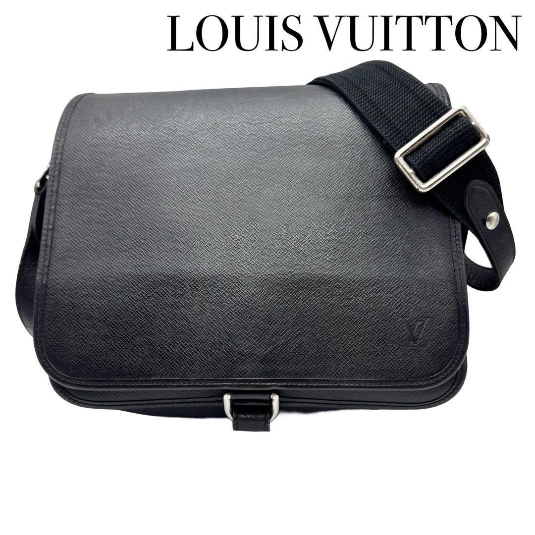 LOUIS VUITTON ルイヴィトン タイガ 黒 ショルダーバッグ メンズ